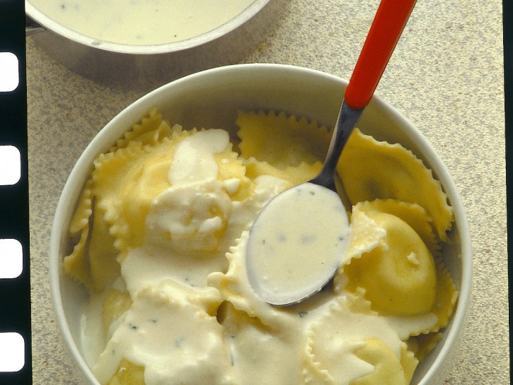 Ravioli alla fonduta