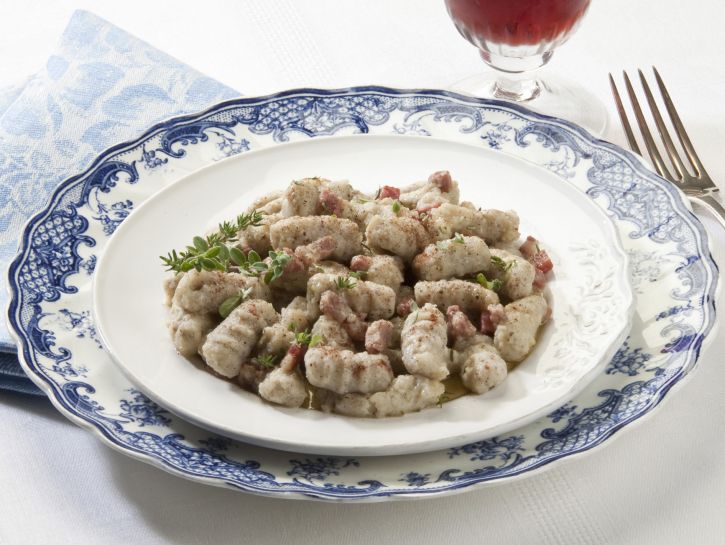 Gnocchi di grano saraceno al prosciutto