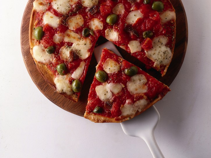 Pizza napoletana con le olive