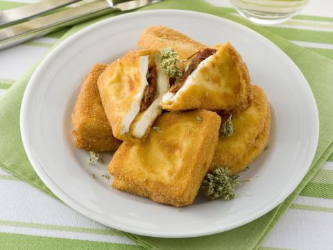Primosale in carrozza con pomodori secchi