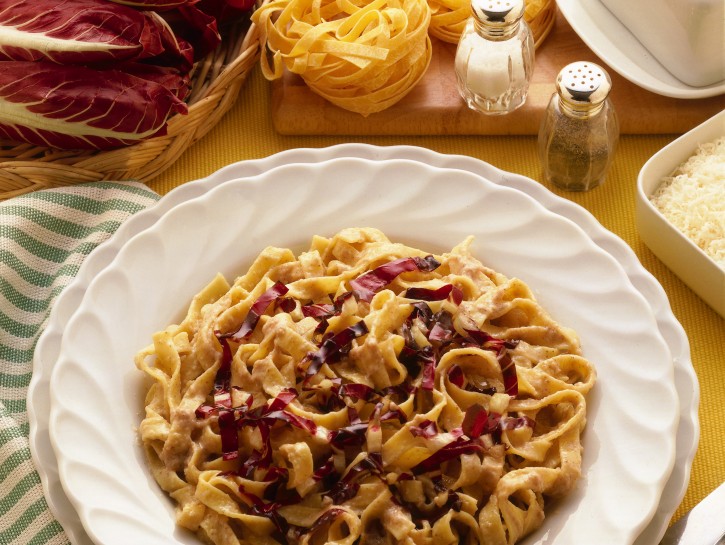 Tagliatelle al radicchio