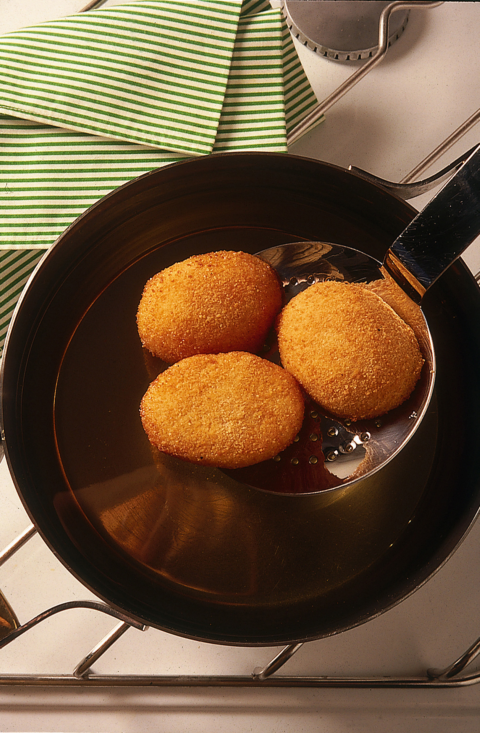 Ricetta Uova fritte farcite - Donnamoderna