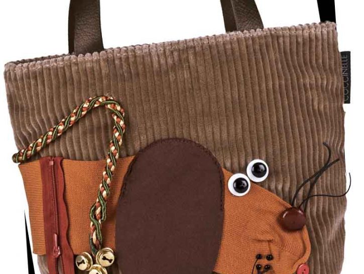 La borsa piccola animata da un cane di Coccinelle