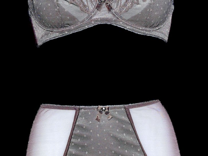 Seduzione in tulle e pizzo per il completo di Yamamay
