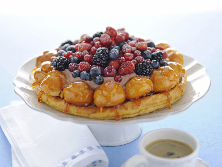 Saint-Honoré ai frutti di bosco