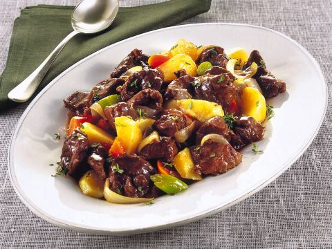 Stufato di manzo alla Guinness o irish Guinness stew