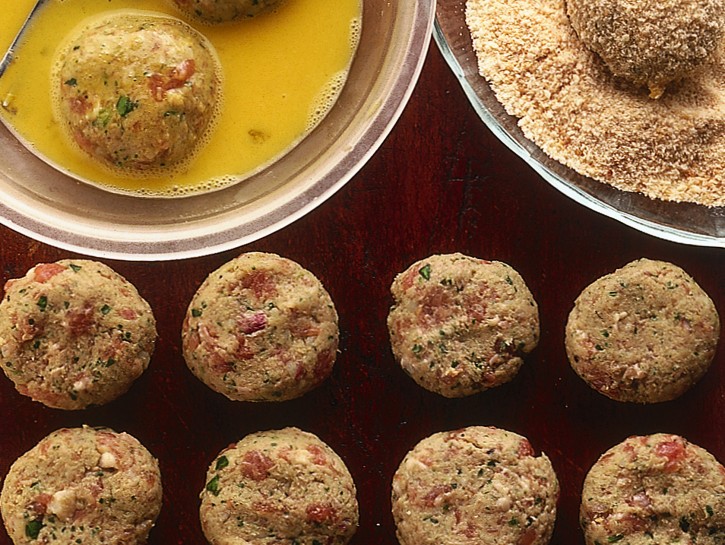Polpette. Impasto a base di carne cotta