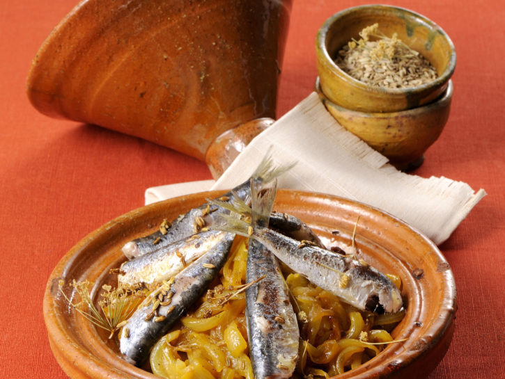 Stufato di cipolle con sarde