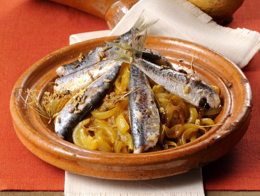 stufato-di-cipolle-con-sarde