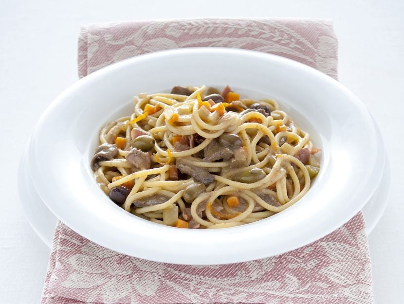 bigoli-al-ragu-di-anatra-con-arancia ricetta