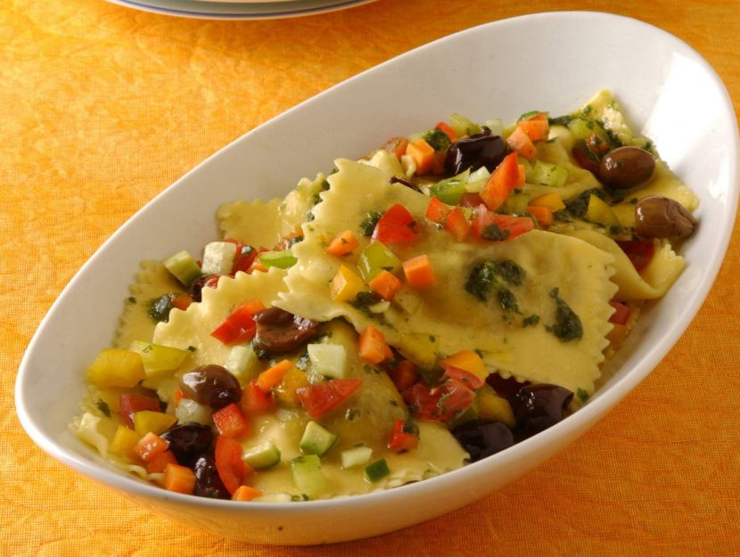 ravioli-di-topinambur-con-sugo-vegetariano