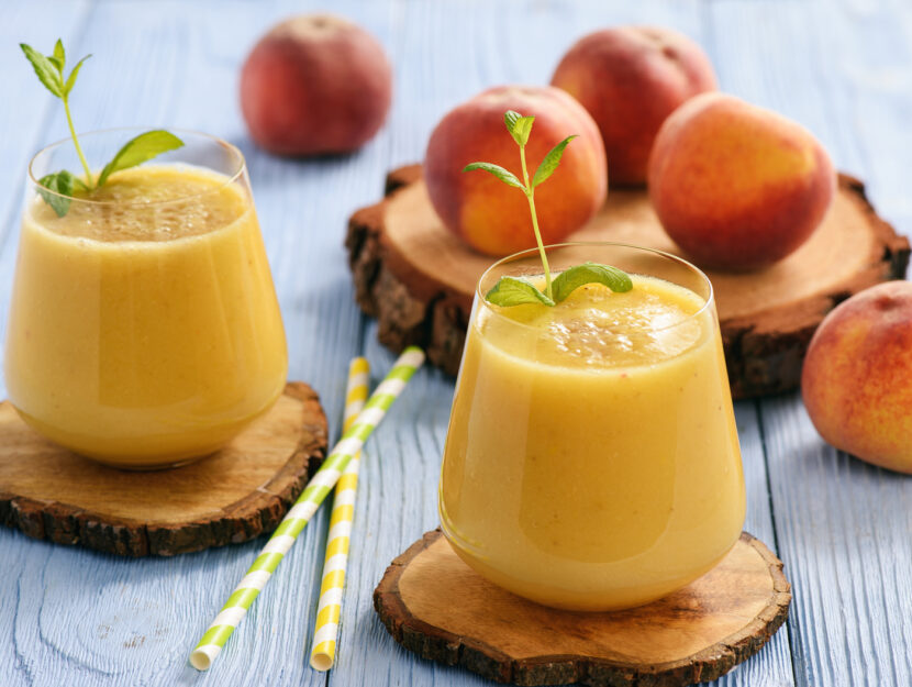 Frullato alle pesche - Credits: Shutterstock