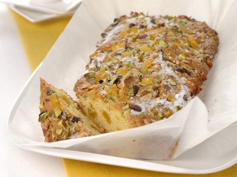 Plumcake allo yogurt con frutta secca