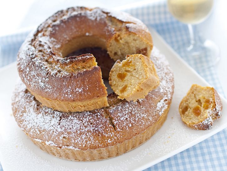 ciambella-alle-albicocche-secche immagine