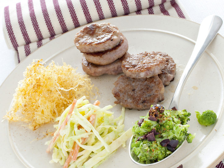 Mini hamburger di salsiccia e pollo