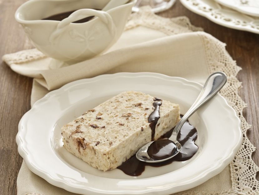 semifreddo-con-salsa-al-cioccolato preparazione