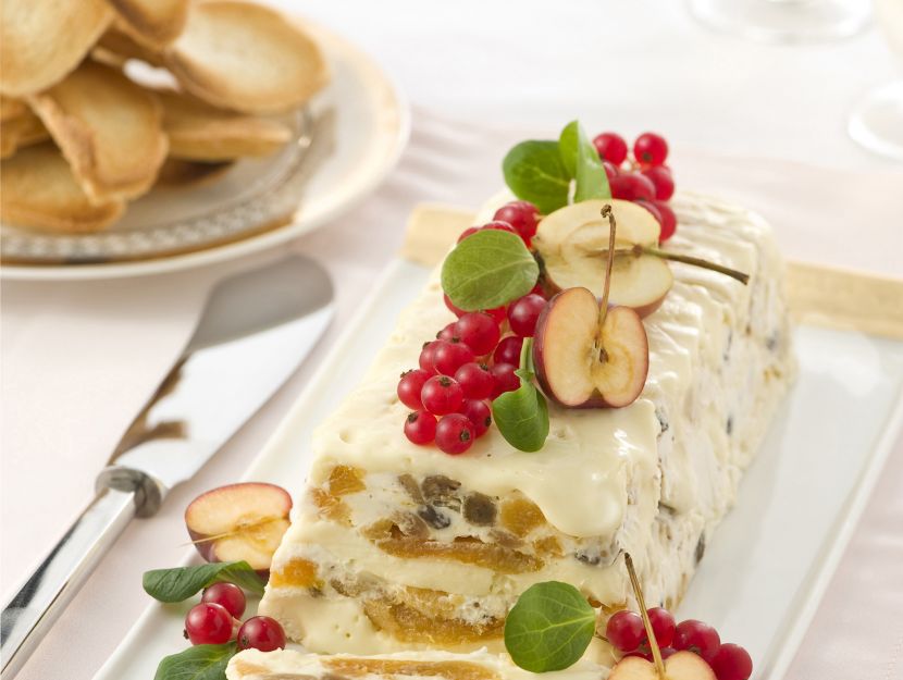 terrina-di-camembert-con-frutta-secca foto