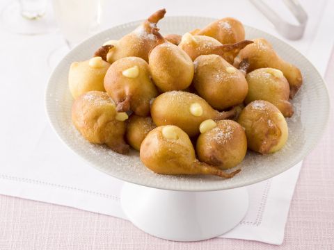 A Carnevale prepara le frittelle della nonna