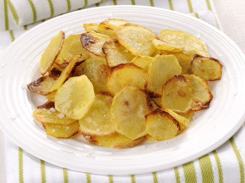 Chips al forno di patate e topinambur