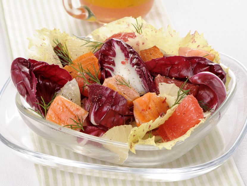 radicchio-ai-due-pompelmi-con-salmone