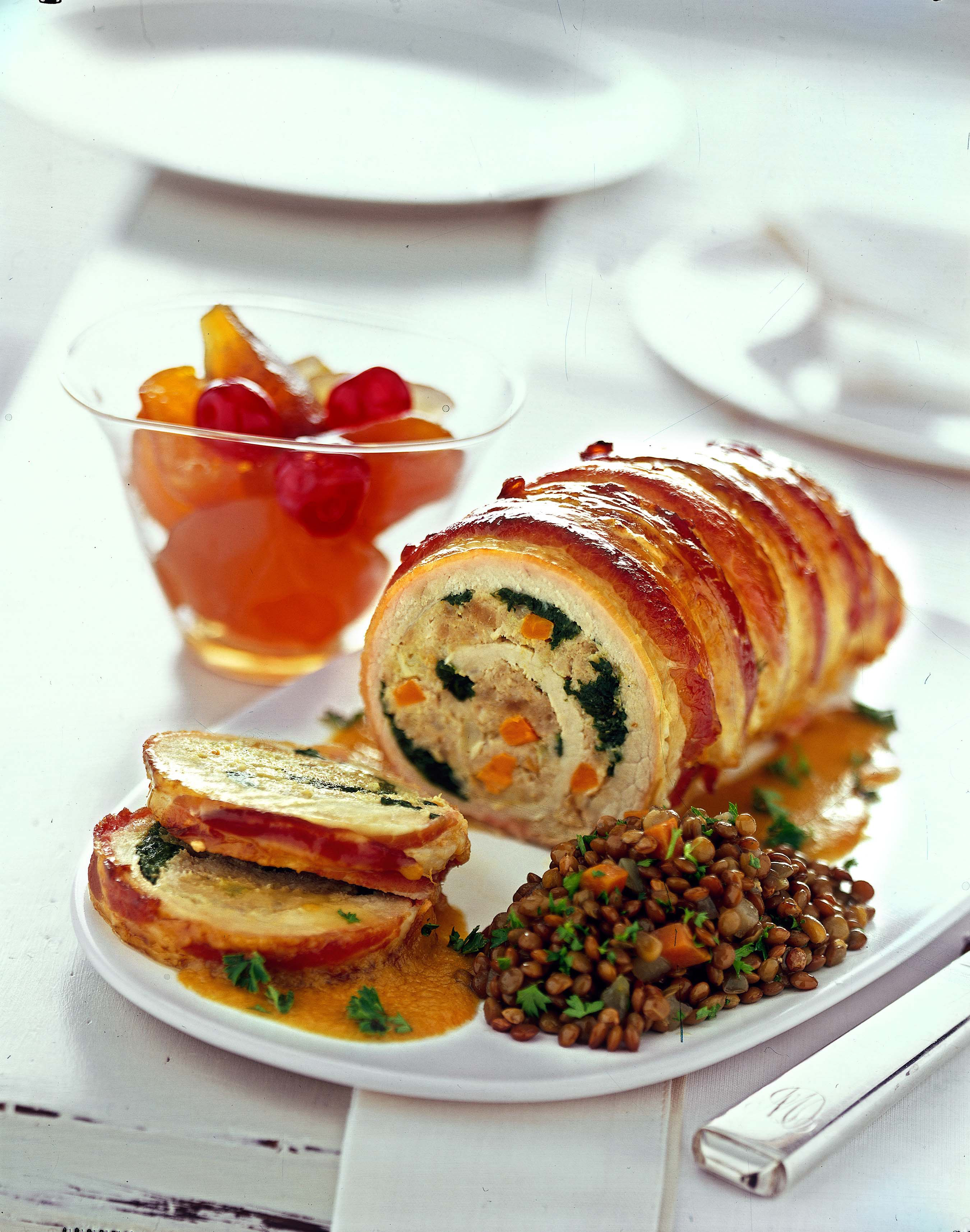Rotolo Ripieno Ricetta Rotolo di vitello ripieno - Donna Moderna
