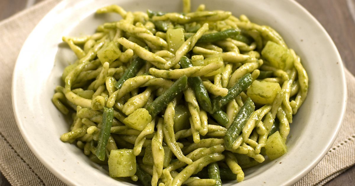 Ricetta Trofie alla genovese con pesto, patate e fagiolini - Donna Moderna