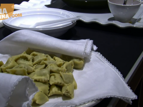 La ricetta degli agnolotti al plin