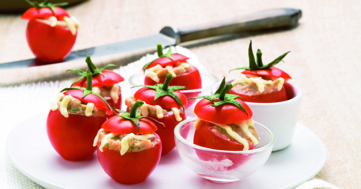 Ricetta Pomodorini farciti con salsa di tonno e maionese - Donna Moderna