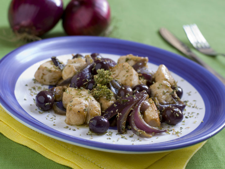 Bocconcini di pollo alle cipolle rosse