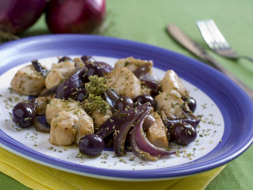 bocconcini-di-pollo-alle-cipolle-rosse preparazione