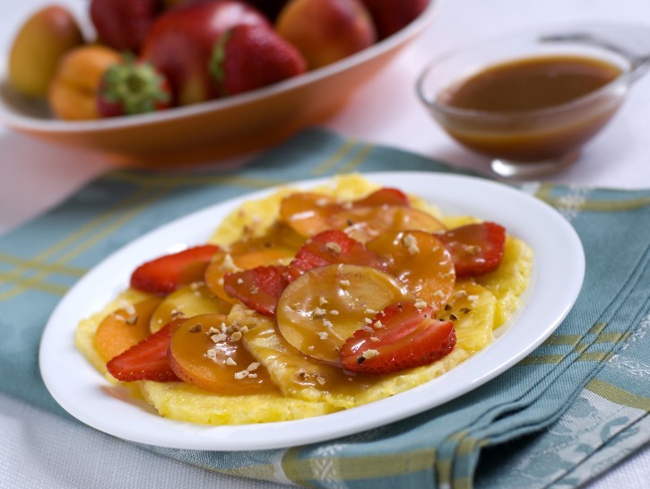 Carpaccio di frutta con salsa al caramello