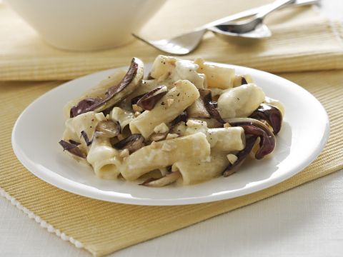 Tortiglioni al radicchio e Camembert