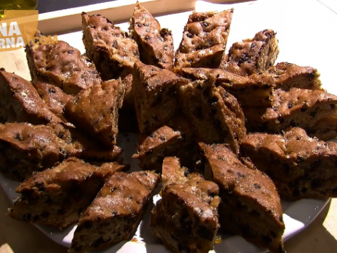 Focaccia all'arancia e al cioccolato