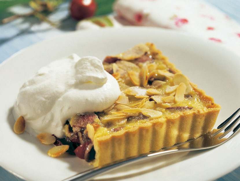 crostata-alla-crema-di-mandorle-e-cioccolato