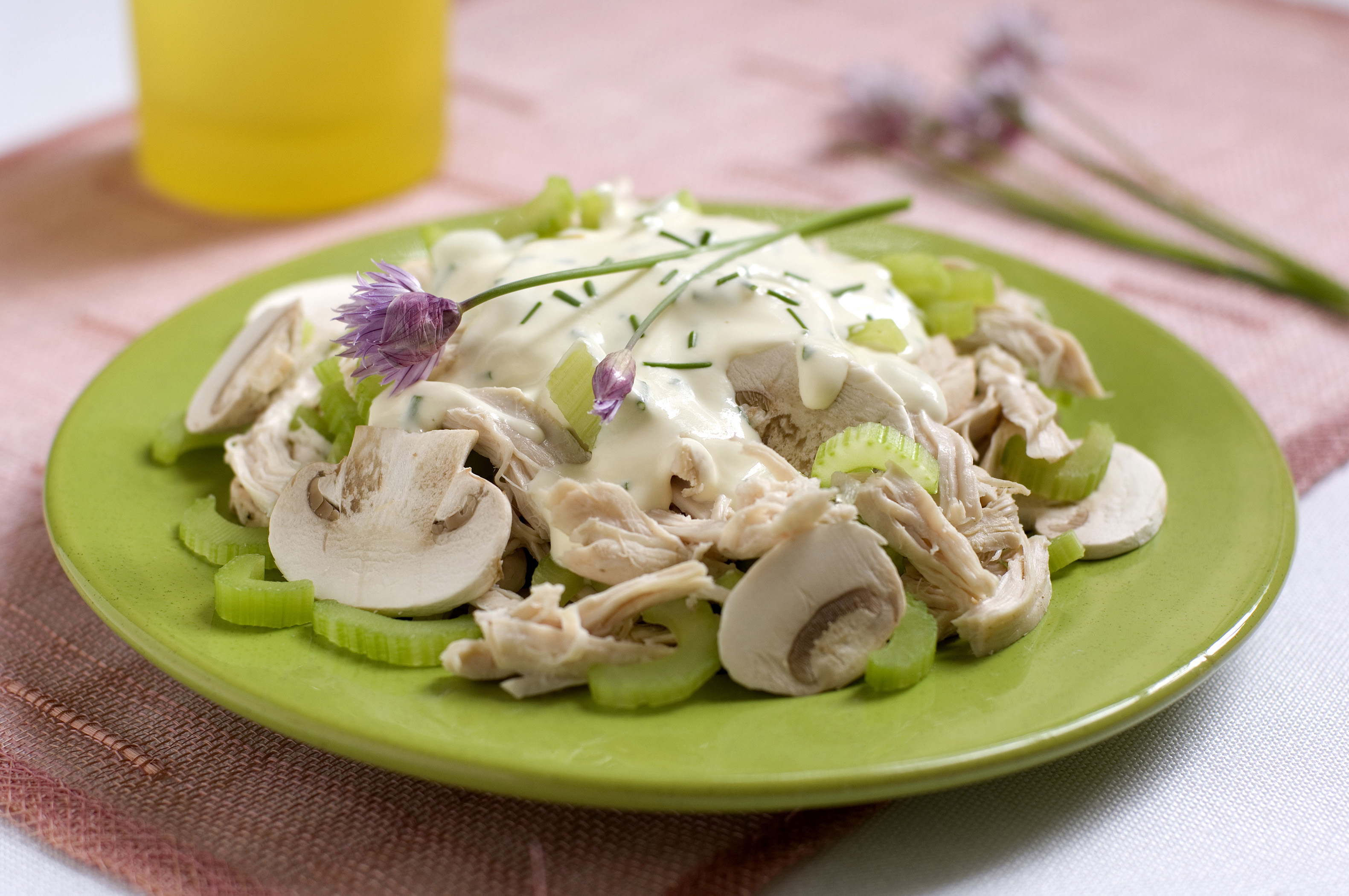 Простой Рецепт Салата Из Вареной Курицы