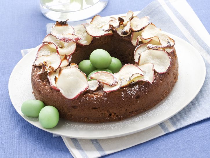 pudding-fondente-con-le-mele preparazione