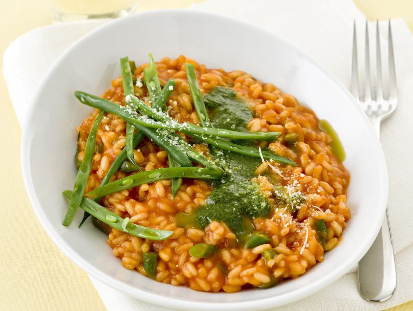 risotto-al-pomodoro-con-fagiolini-e-basilico