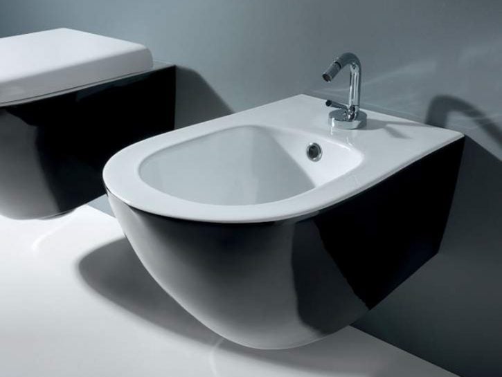 Kerasan - Aquatech - Bidet e vaso bianco nero - by M. Cicconi 