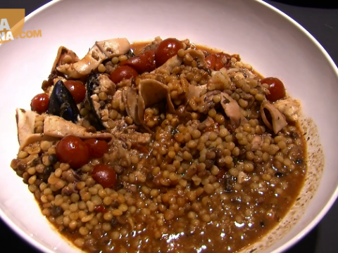 Zuppa di pesce alla fregola