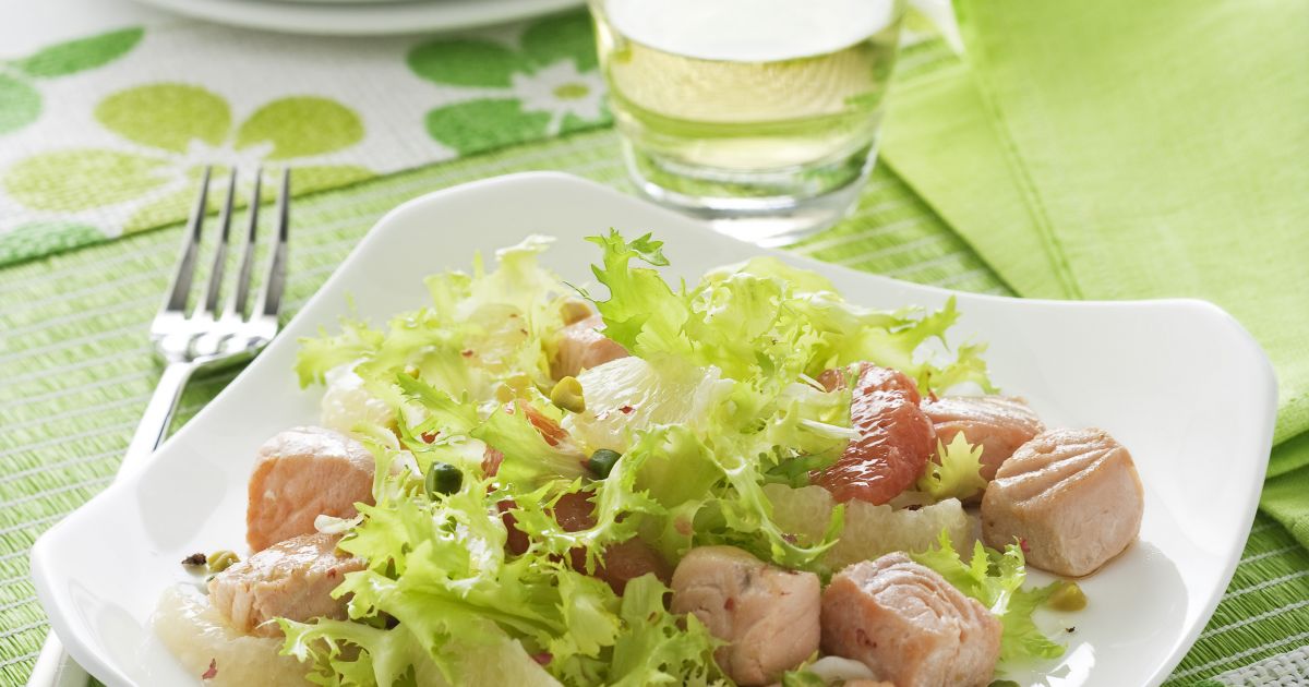 Ricetta Insalata con salmone e pompelmo - Donna Moderna
