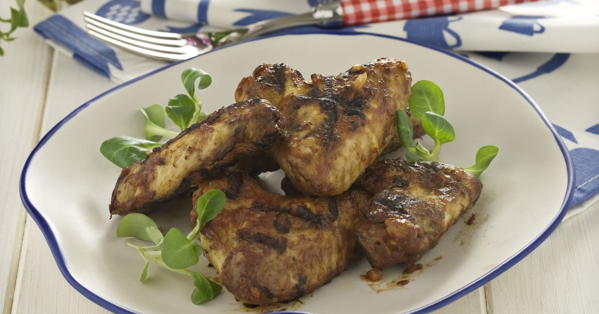 Ricetta Ali di pollo con salsa barbecue - Donna Moderna