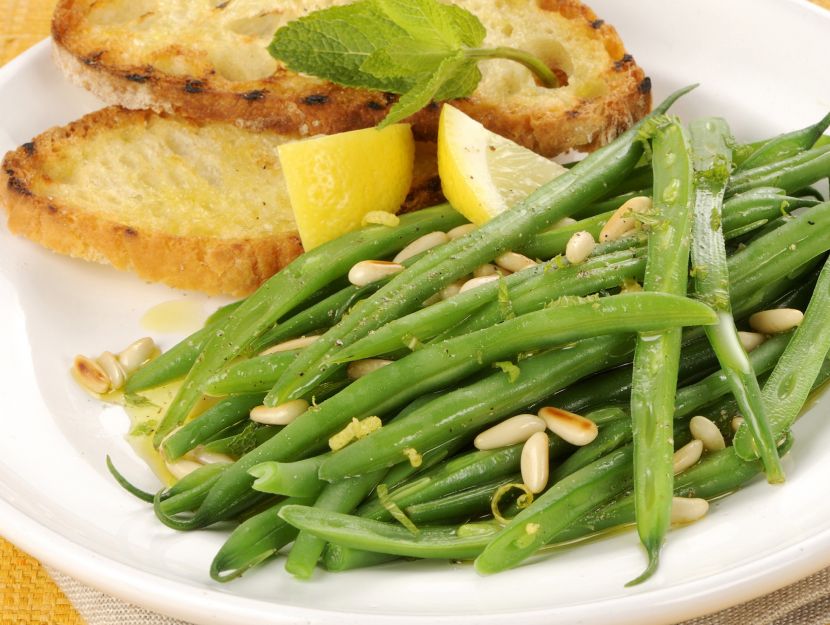fagiolini-saltati-con-i-pinoli