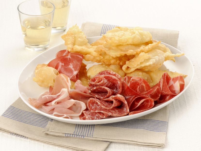 crescentine-con-i-salumi