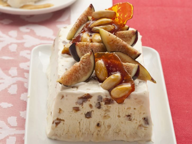 Semifreddo con fichi e mandorle