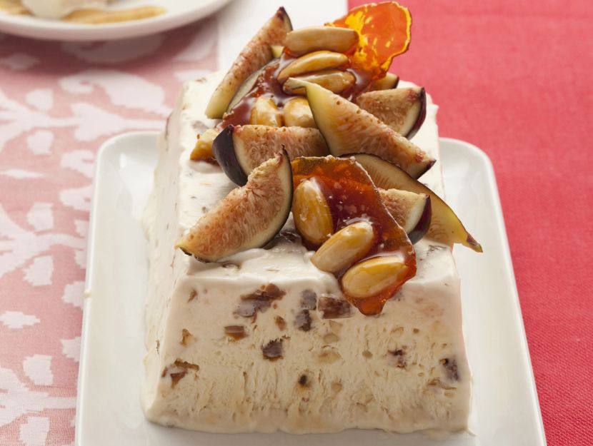 semifreddo-con-fichi-e-mandorle immagine