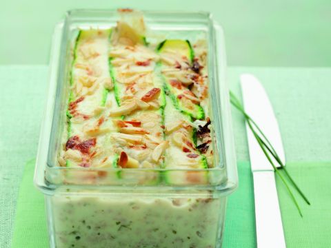 Zucchine al gratin con ragù al latte