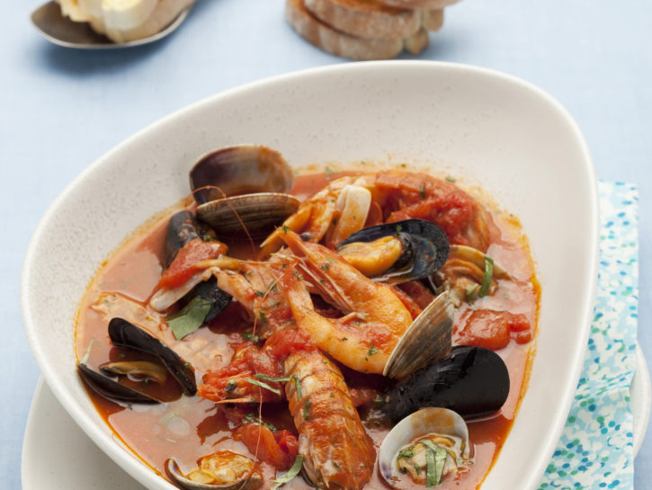 Zuppa di crostacei e conchiglie