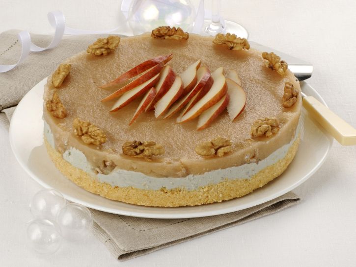 cheesecake-salato-con-zola-e-noci