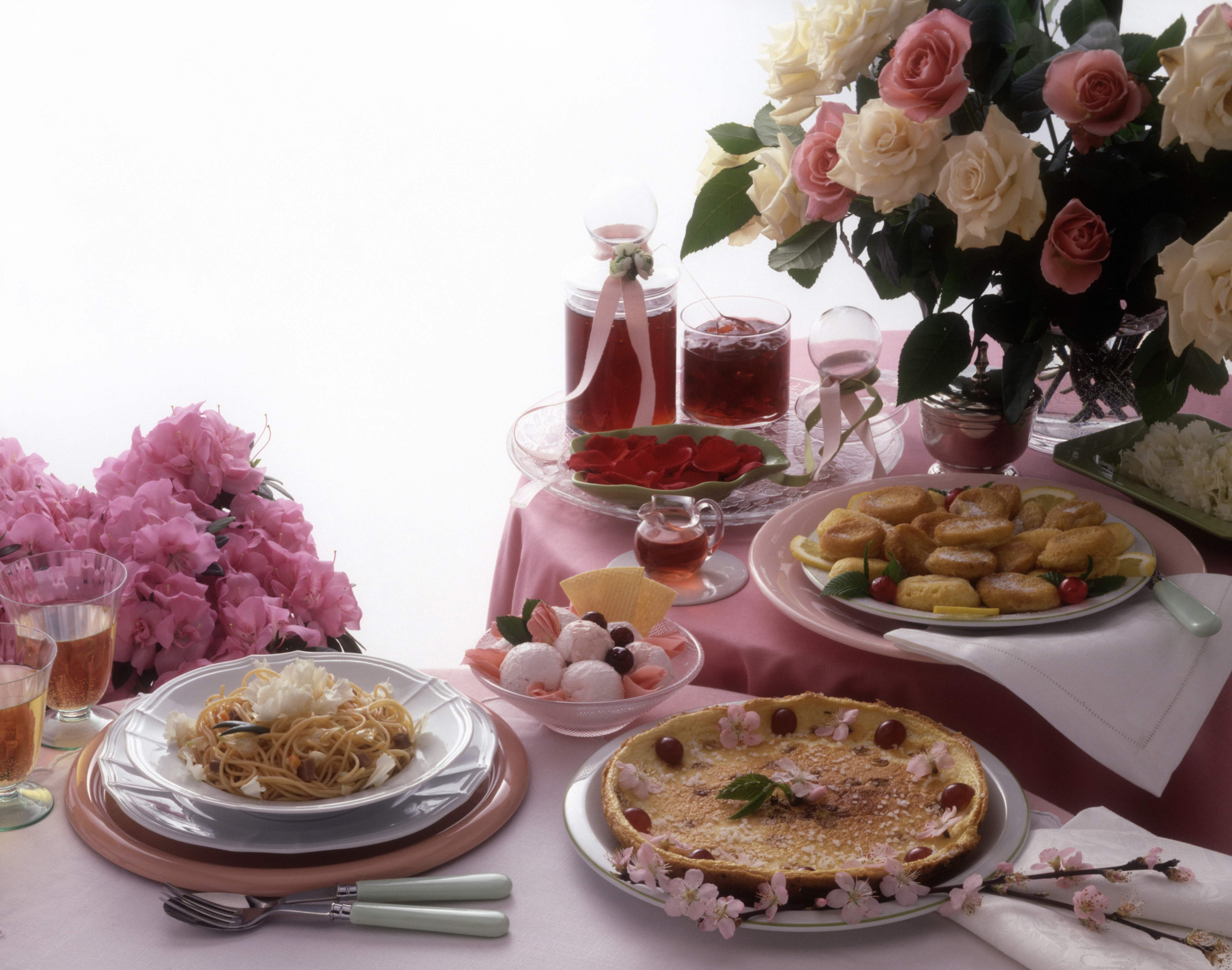 Ricetta Gelato di rose - Donna Moderna