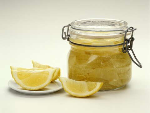 Limoni sotto spirito